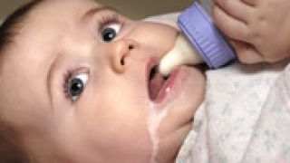 Bisfenol A - opasnost iz plastične bočice Bisfenol A - opasnost iz plastične bočice